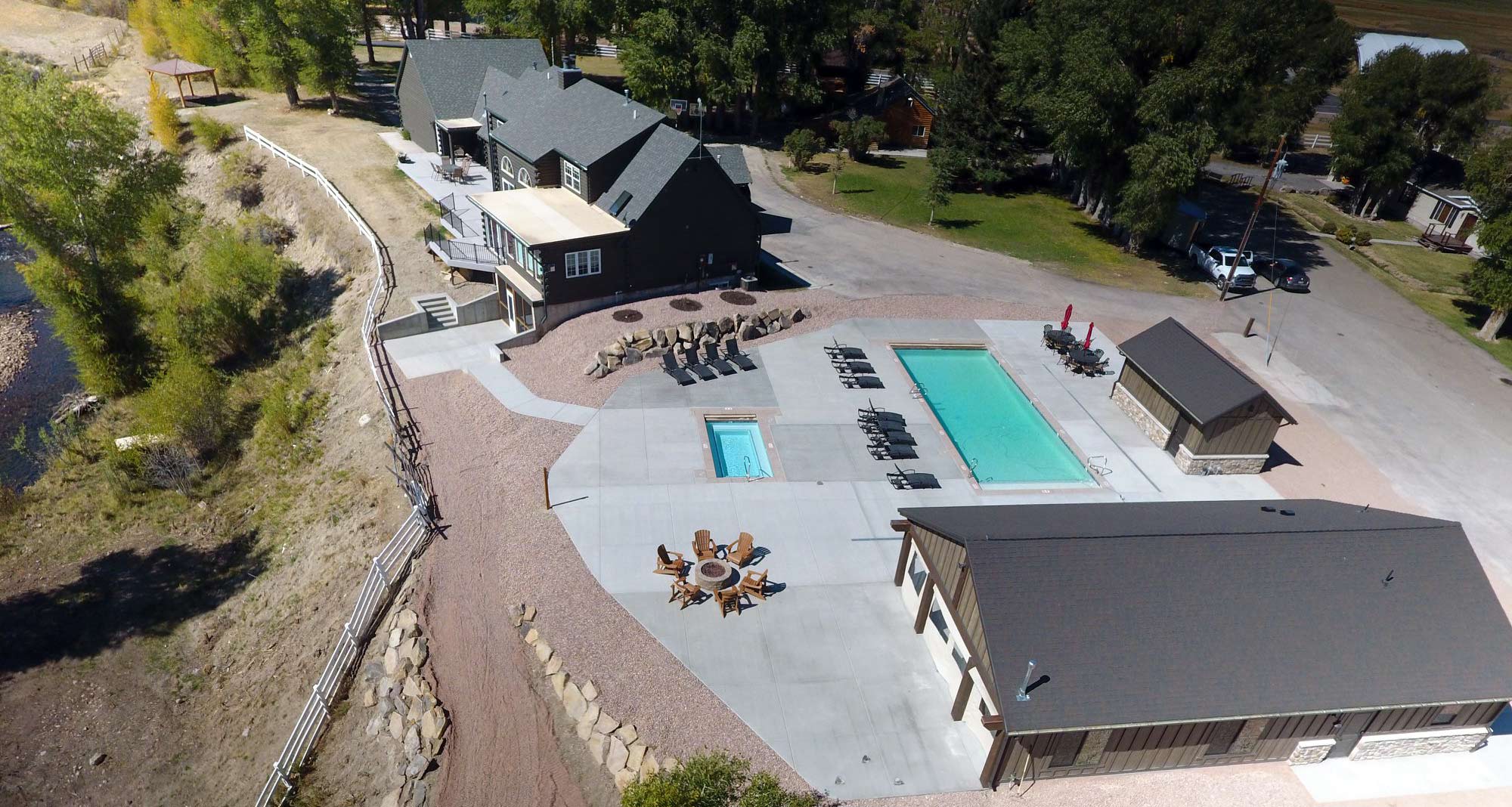 RESERVATIONS Black's Fork River Lodge